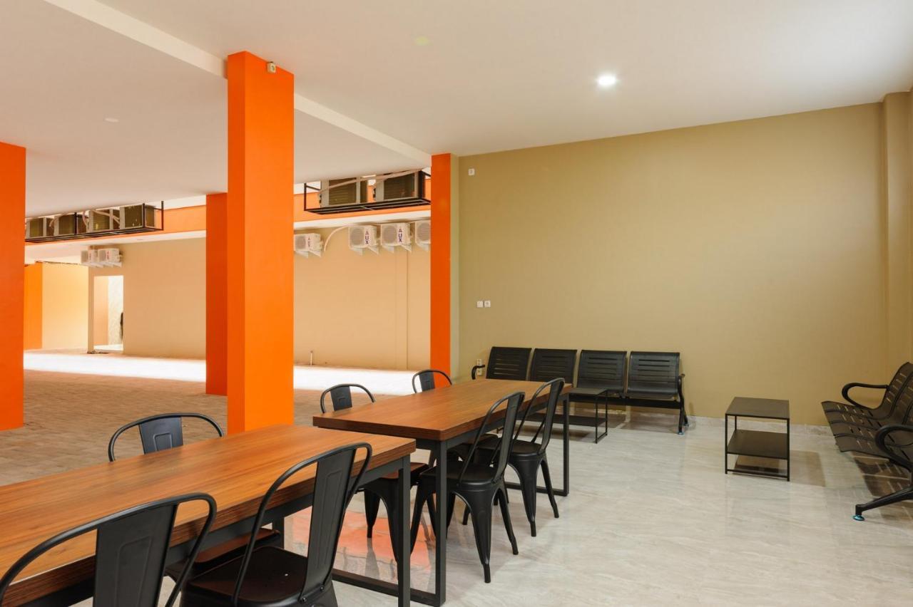 Reddoorz Near Gsg Unila Lampung Hotel Bandar Lampung Exterior photo