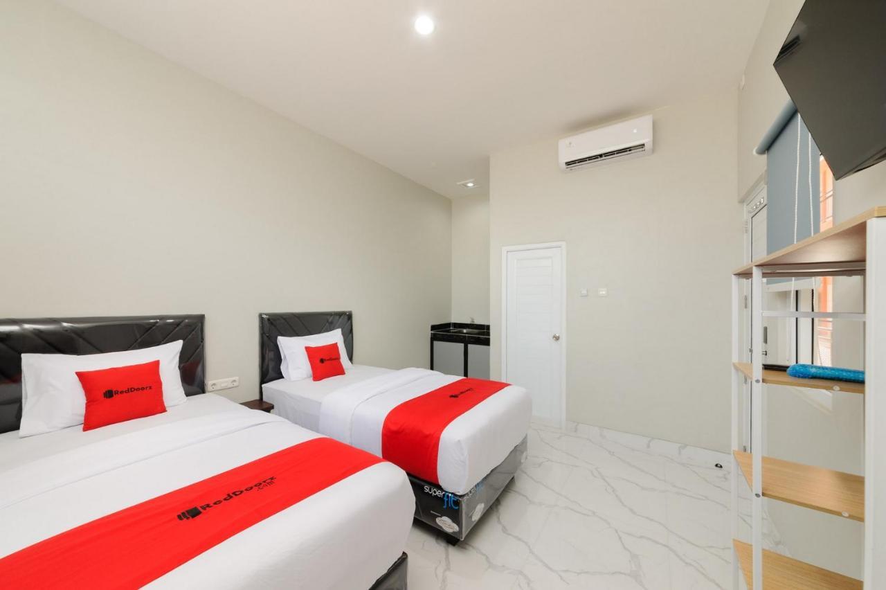 Reddoorz Near Gsg Unila Lampung Hotel Bandar Lampung Exterior photo